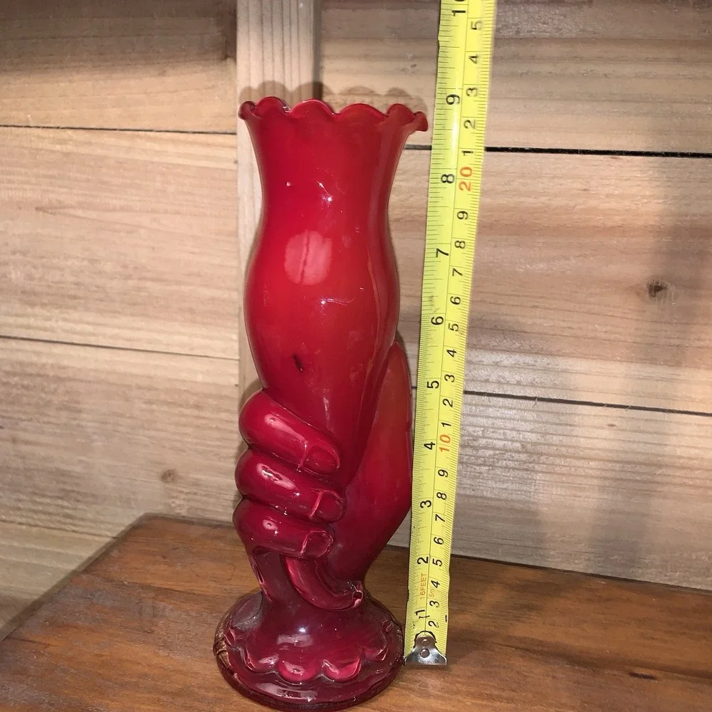 VTG Hand Holding Vase Red Glass Taiwan Republic Of China 8.75